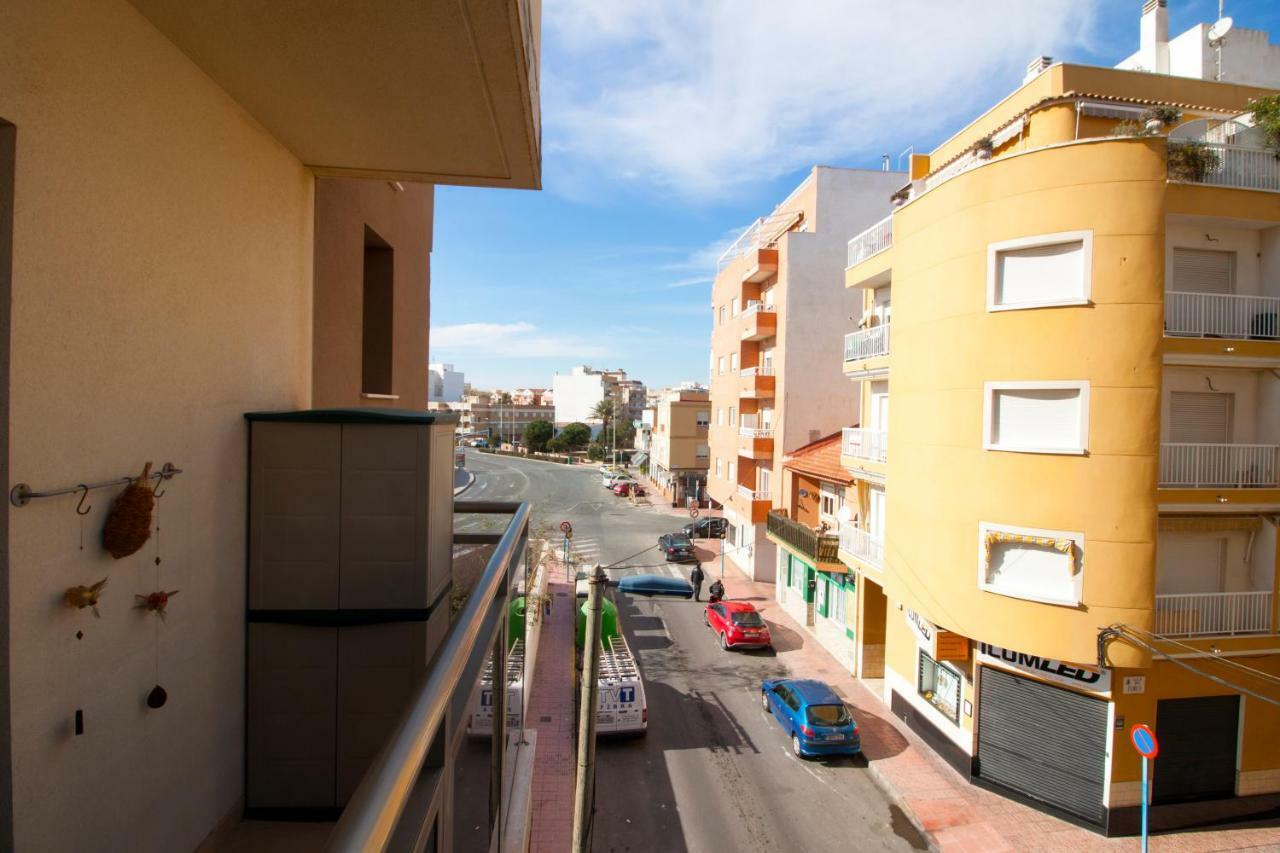 Апартаменти El Apartamento De Maria Jose Торрев'єха Екстер'єр фото